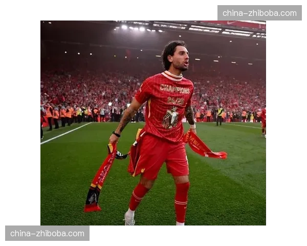 索博斯洛伊进攻三区传球551次：边路组织核心作用凸显